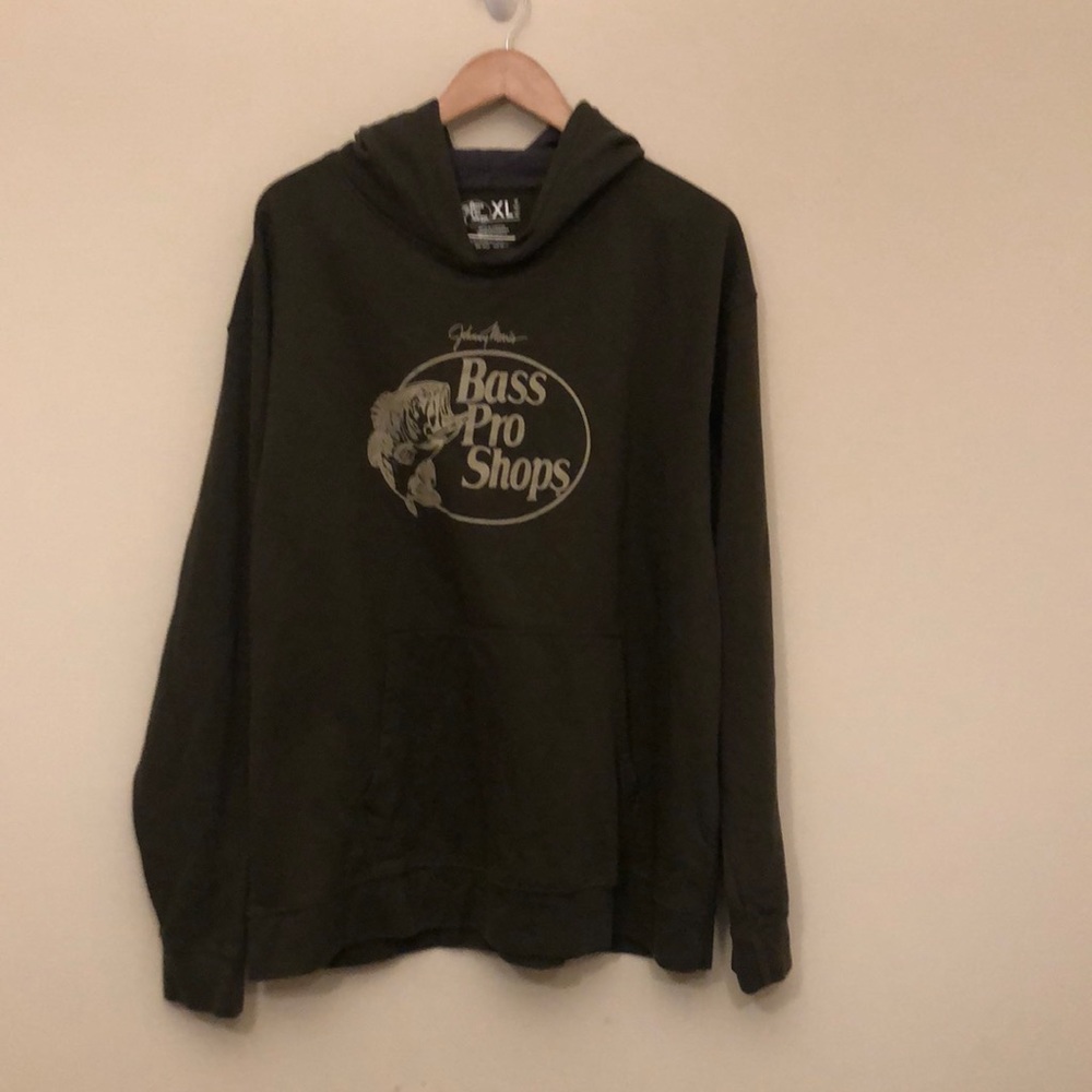 Bass Pro Shops hoodie size XL